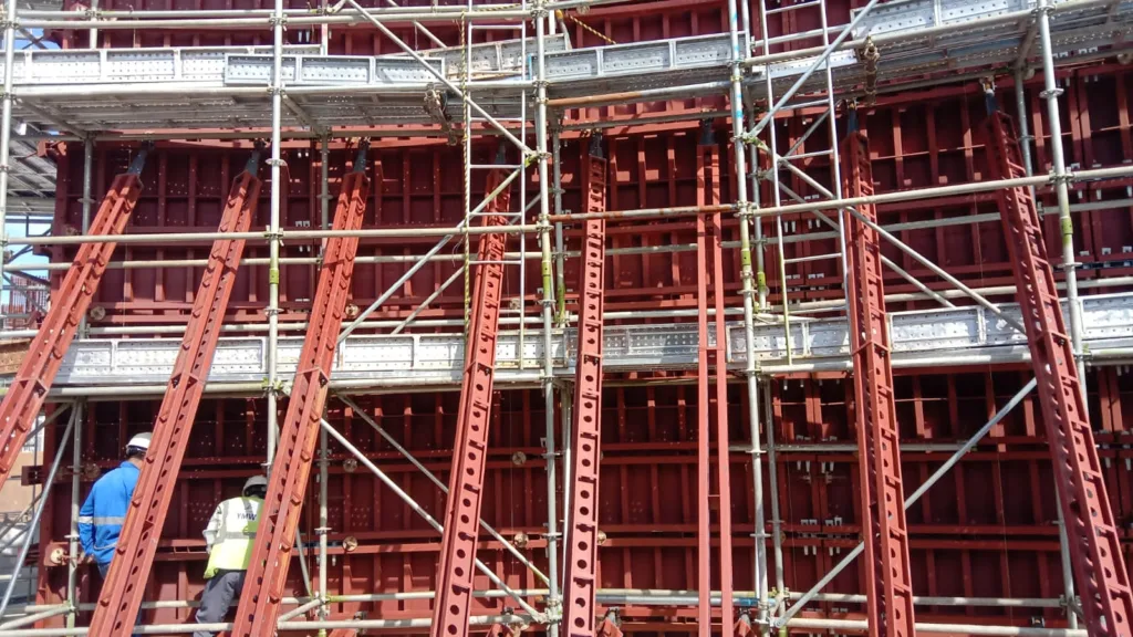 Top 6 Scaffolding Manufacturers in Singapore